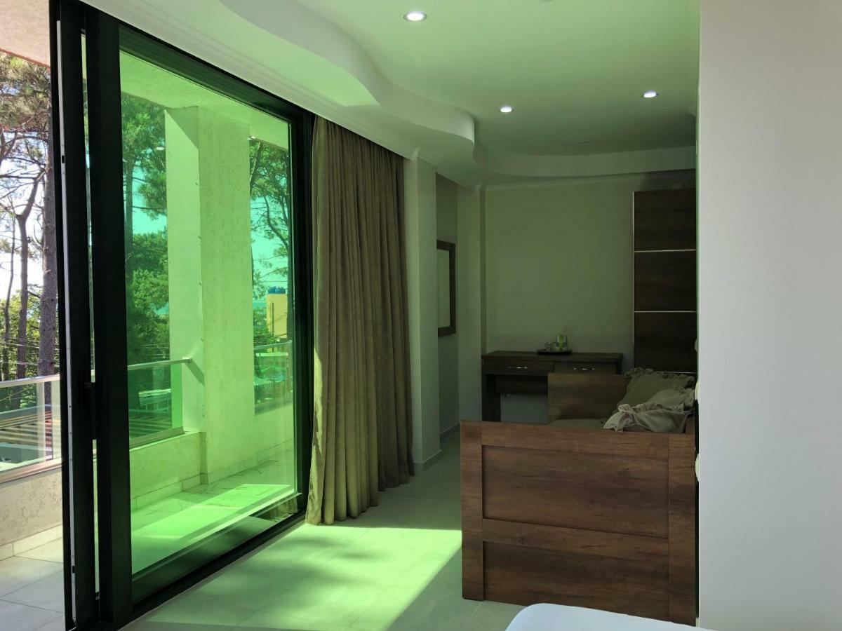 Magnetiti Hotel Ureki Exteriér fotografie